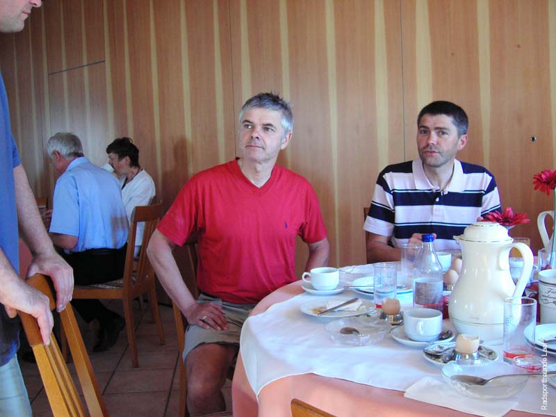 053_KIF_1438