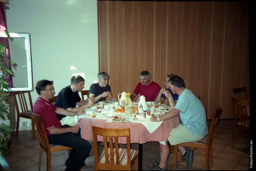 107_Bild200606_013