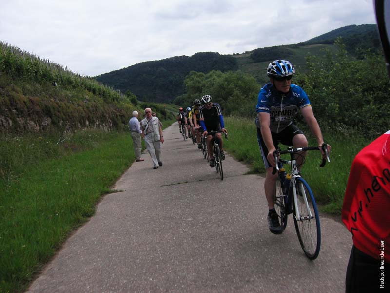 099_2007-06-03_12-05-49_KIF_2011