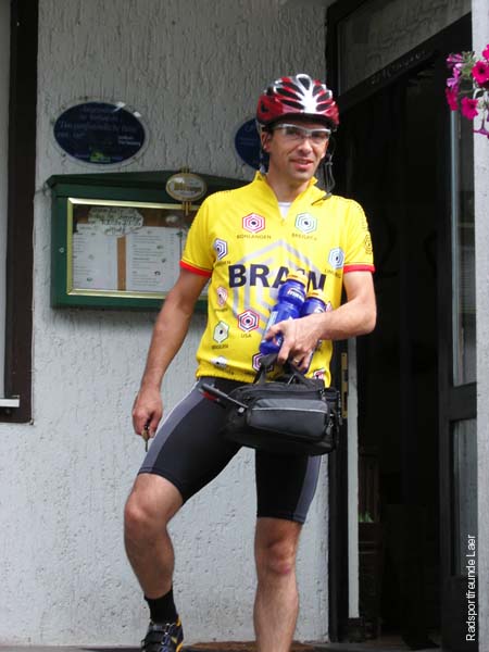 201_2007-06-04_10-06-45_KIF_2049