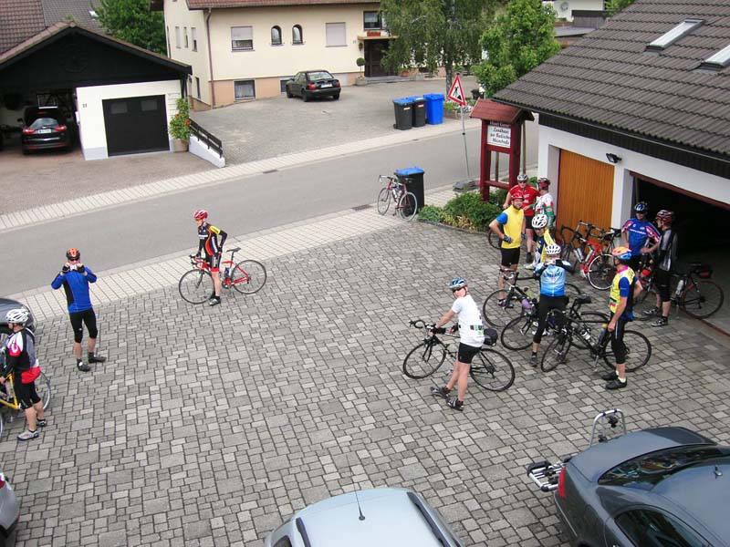 013_2008-05-17_12-19-11_KIF_2695